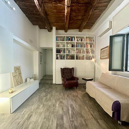 Appartamento Blue Velvet - Salerno Centro Esterno foto